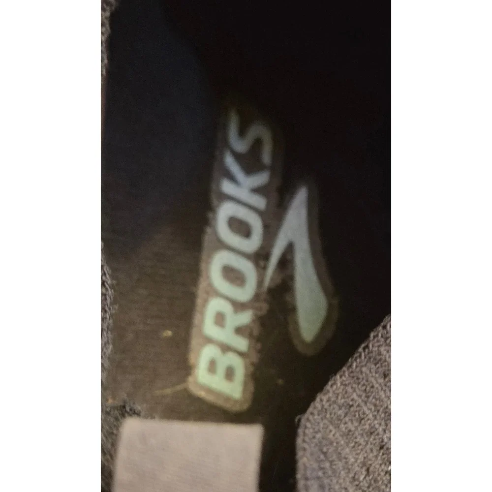 Brooks‎ Levitate 5 Running Shoes Sneakers Womens Size 8.5 Black